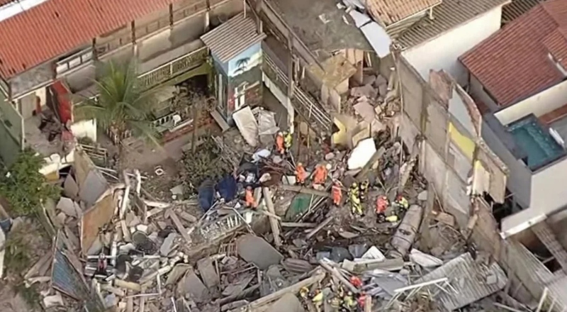 Casa de repouso desaba e deixa idosos soterrados em BH