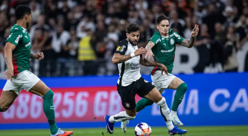 Corinthians encara Palmeiras neste domingo em duelo crucial