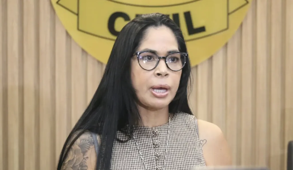 Homem agride esposa em Manacapuru e tenta matá-la com facadas