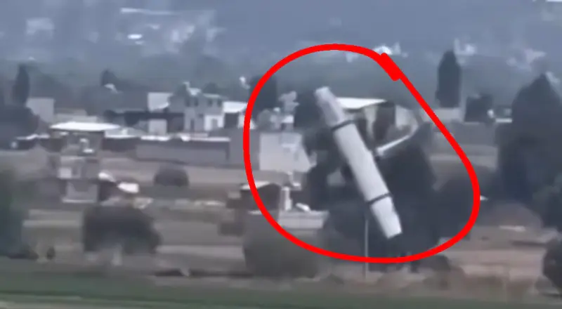 Avião de pequeno porte cai no México e deixa quatro mortos em acidente