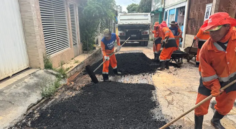 Prefeitura de Manaus leva asfalto novo ao bairro Raiz e melhora acesso