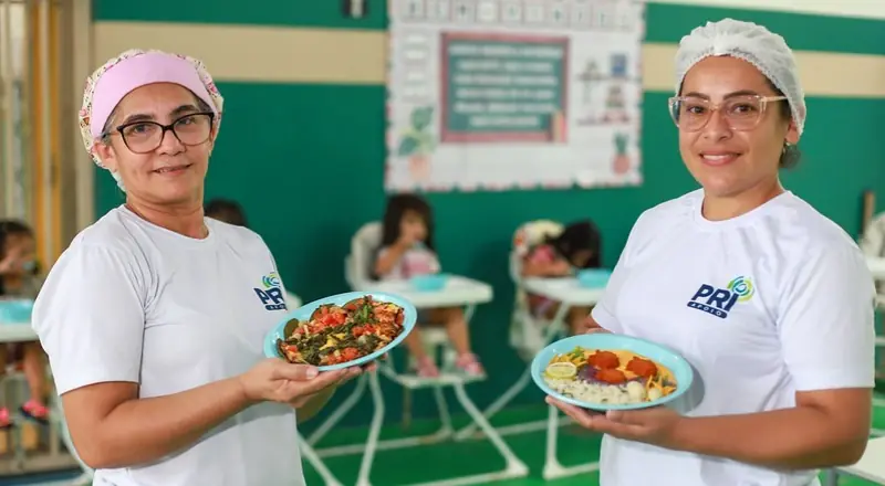 Merendeiras de Manaus mostram excelência em alimentação escolar