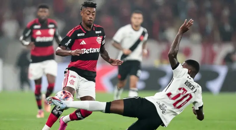 Flamengo enfrenta Vasco pela 14ª rodada do Brasileirão e busca vitória