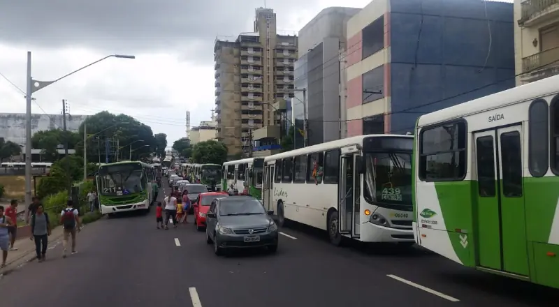 Sindicato dos Trabalhadores Rodoviários ameaça greve de ônibus em Manaus