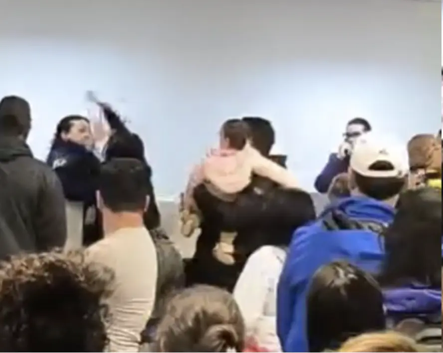 Barraco no aeroporto: mulher agrediu funcionárias da Latam em SP