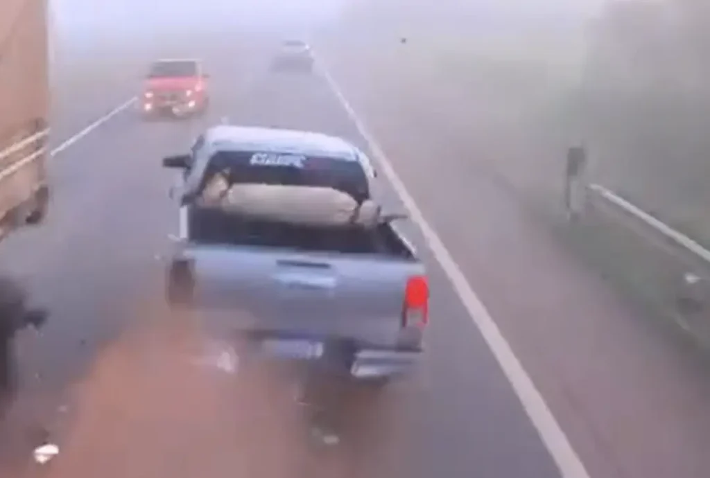 De frente com a morte: vídeo forte do capotamento fatal