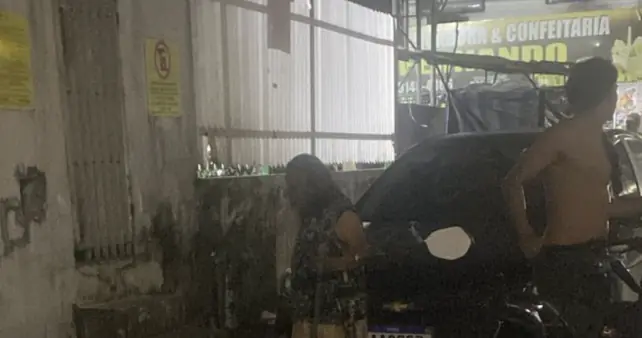Imagens fortíssimas: homem assassinado com 10 tiros ao lado do SPA