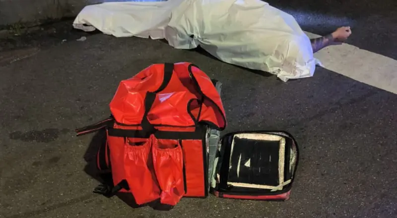 Morreu enquanto trabalhava: acidente trágico de motociclista no Alvorada