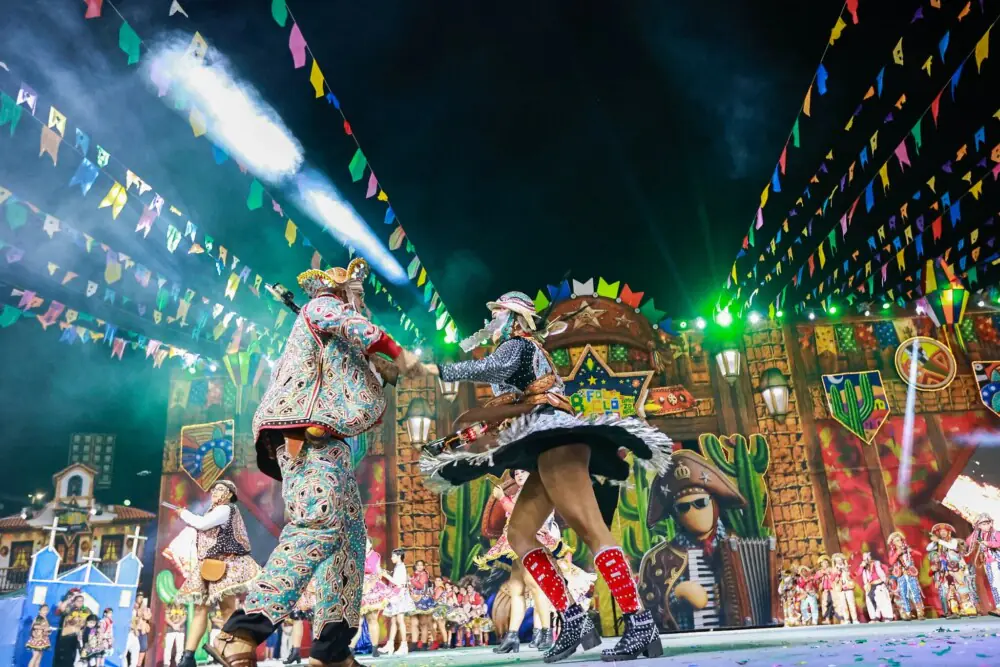 Festival Folclórico do Amazonas: Celebre Cultura e Tradição