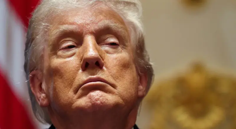 Trump divulga imagens de armas e promete combater cartéis eficazmente