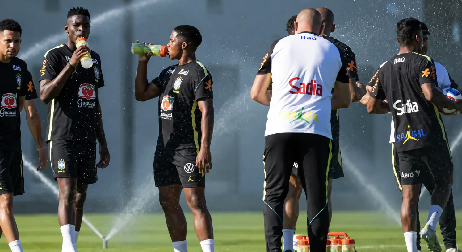 Oitavas da Copa: Adversário inesperado enfrenta calor extremo