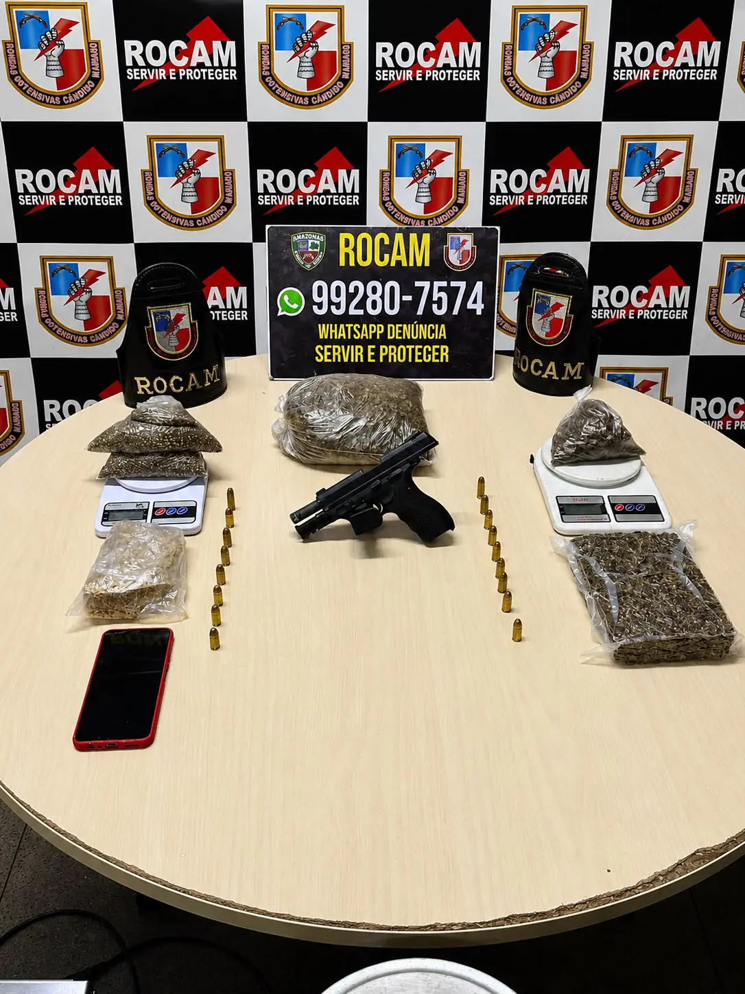 Suspeito é preso com drogas e armas na zona Sul de Manaus