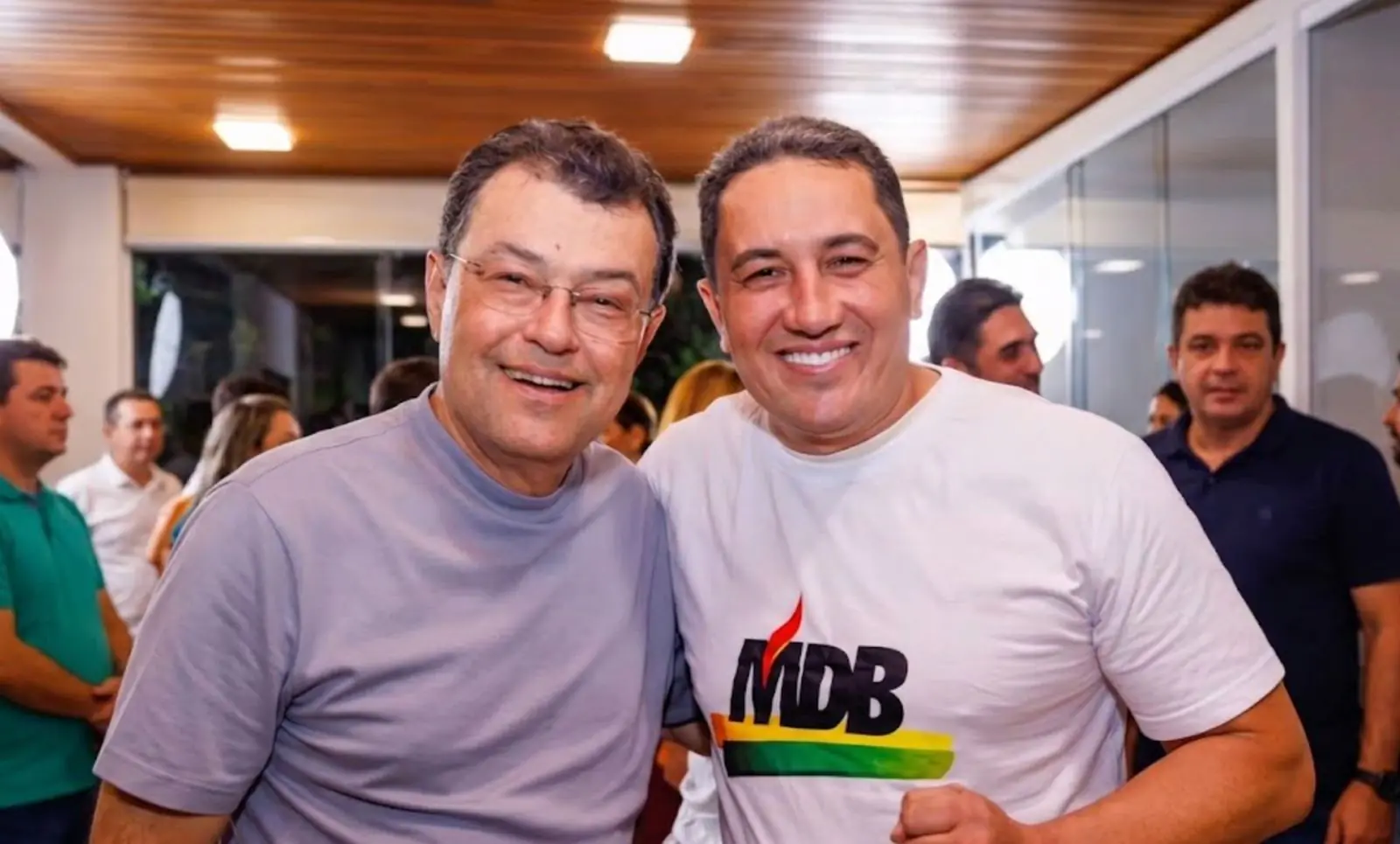 Simão Peixoto marca presença em encontro do MDB para unir forças