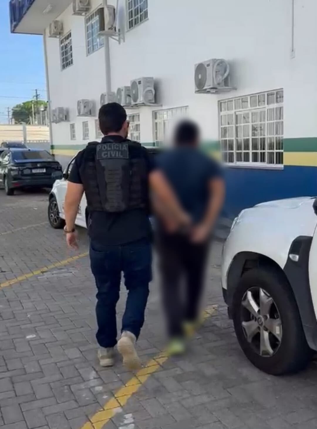 Homem é preso acusado de abusar sexualmente de enteada em Manaus