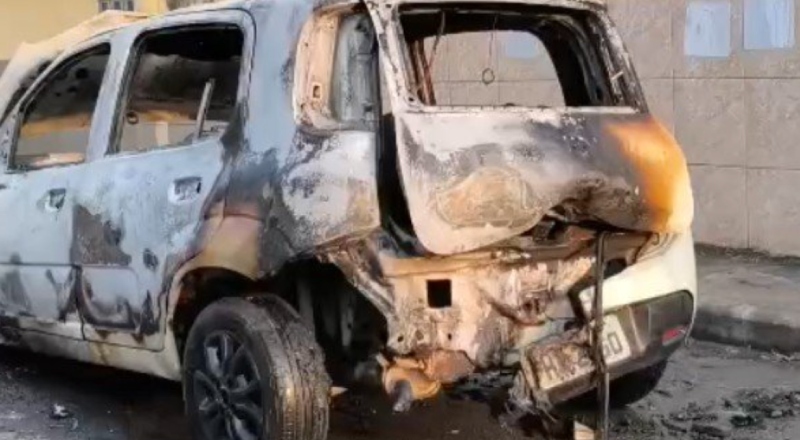 Carro de aplicativo pega fogo durante corrida no Aleixo: saiba mais