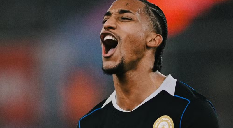 Contrato renovado: Chelsea garante João Pedro até 2033