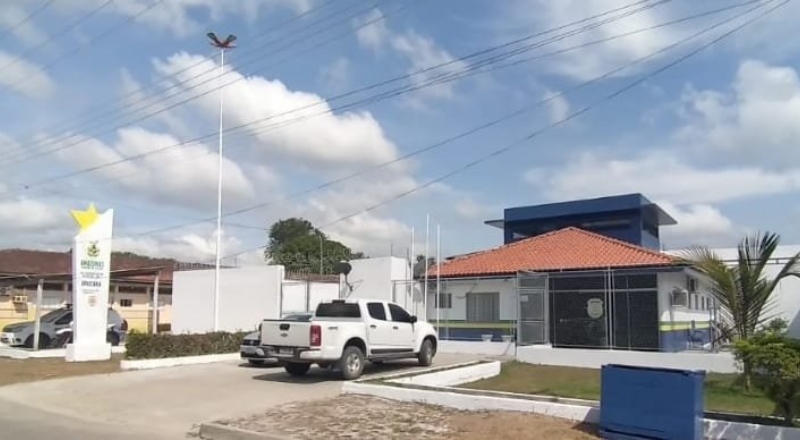 Ameaças, perseguição e destruição: homem embriagado detido pela polícia