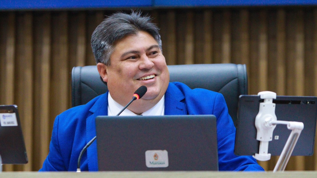 No Dia do Servidor Público, David Reis valoriza os profissionais da Câmara Municipal de Manaus