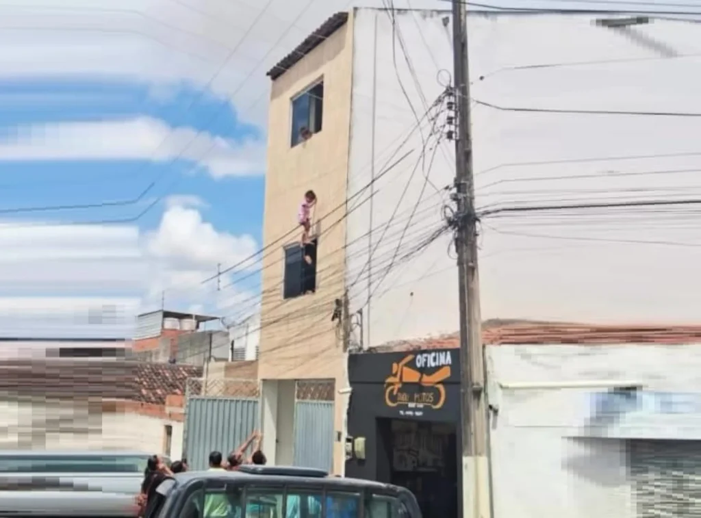 Milagre: Policial salva menina de 4 anos em situação crítica